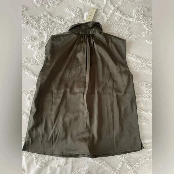 Banana Republic Collared Blouse - Picture 3 of 7